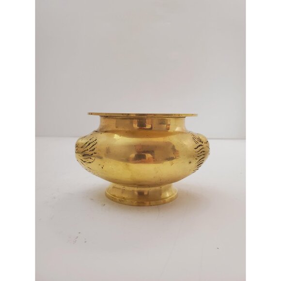 Vintage 1960s brass Planter, Plant Holder, Succulent Pot, brass Plant Po… - Picture 2 of 10